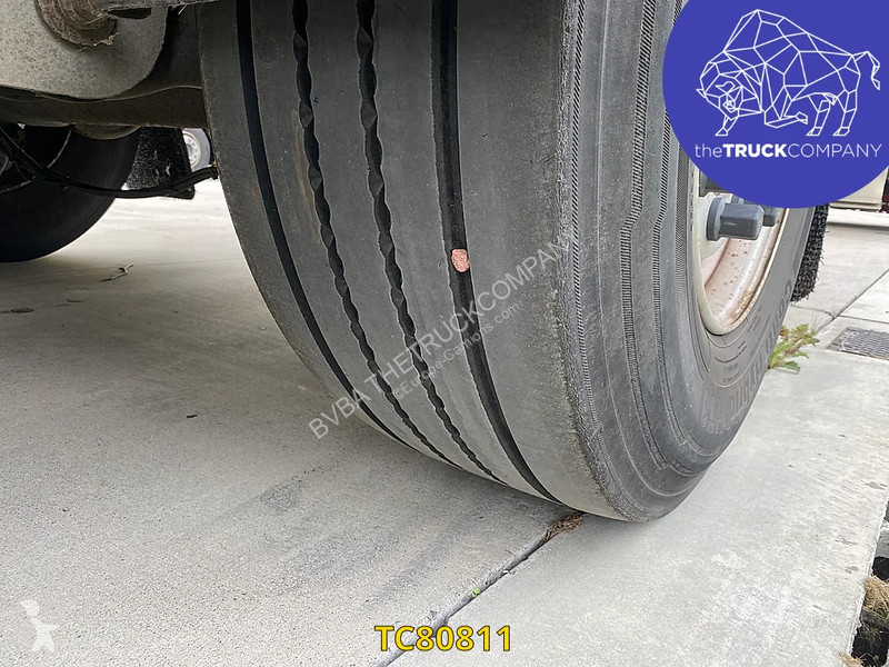 نصف مقطورة Van Hool