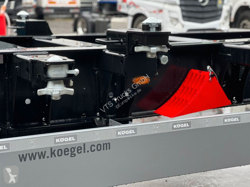 نصف مقطورة Kögel S24-2 BDF-Auflieger...
