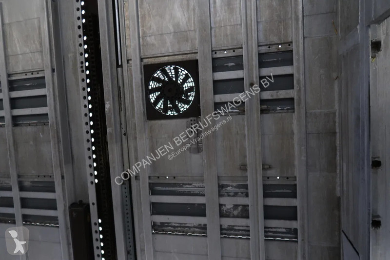 نصف مقطورة Pezzaioli SBA 31