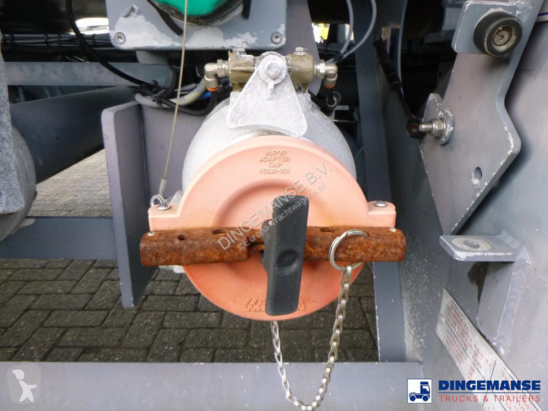 Semi remorque LAG Fuel tank alu 44.4 m3 / 6...