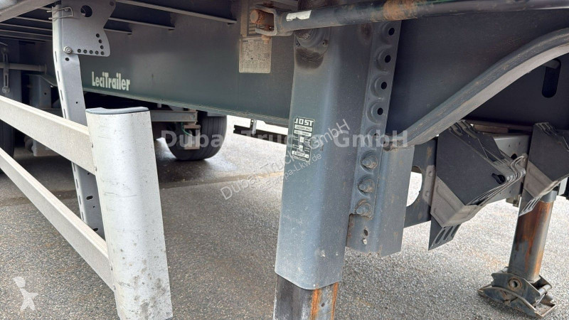 نصف مقطورة Lecitrailer SAF Achsen