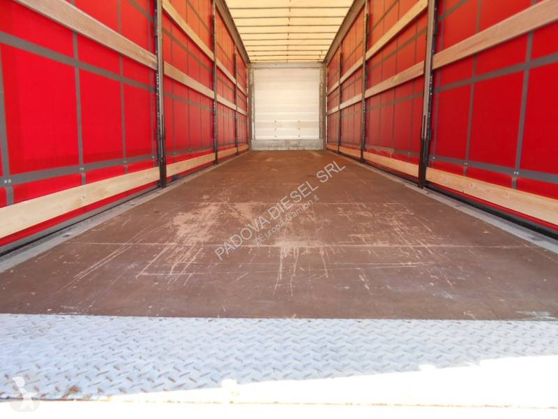 نصف مقطورة Schmitz Cargobull Centina alla Francese