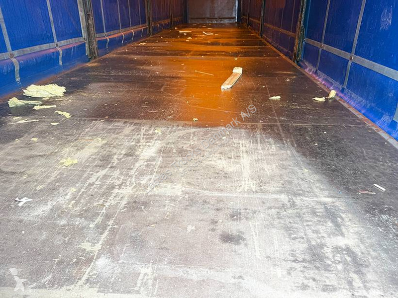 نصف مقطورة Krone Curtainsider / Planenauflieger