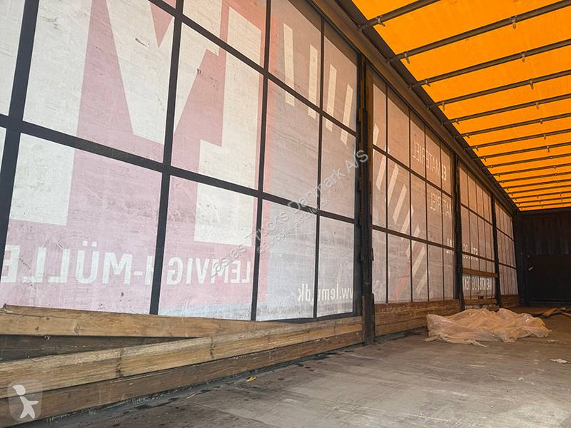نصف مقطورة Krone Curtainsider / Planenauflieger
