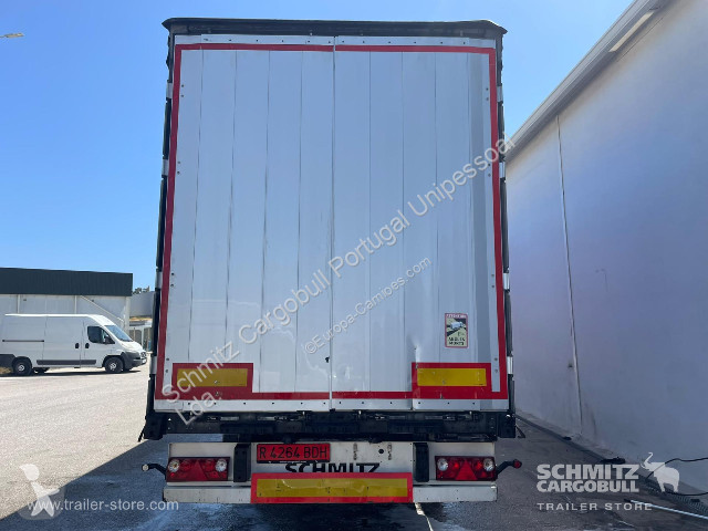 نصف مقطورة Schmitz Cargobull Semitrailer...
