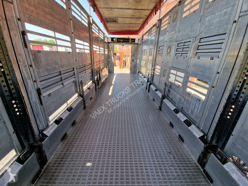 نصف مقطورة Finkl SAV35 - 3/3 deck livestock -...