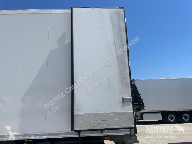 نصف مقطورة Schmitz Cargobull Semitrailer Reefer...