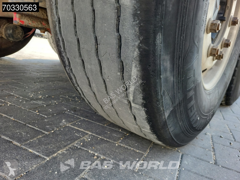 نصف مقطورة Benalu BENCERE Lift Axle 47m3