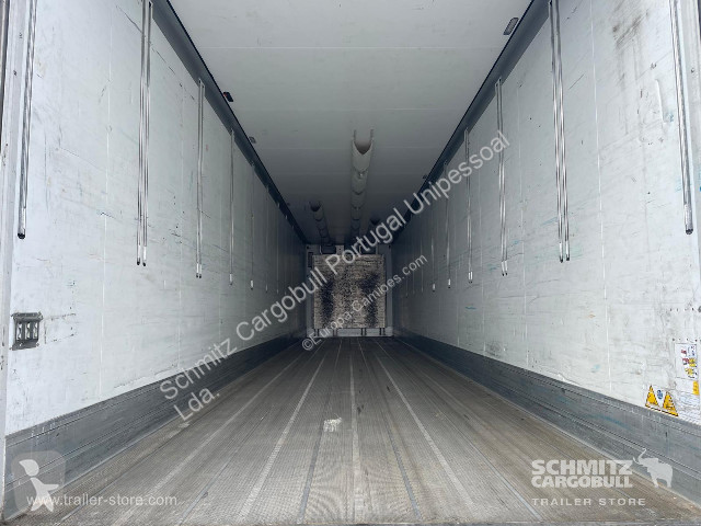نصف مقطورة Schmitz Cargobull Semitrailer Reefer...