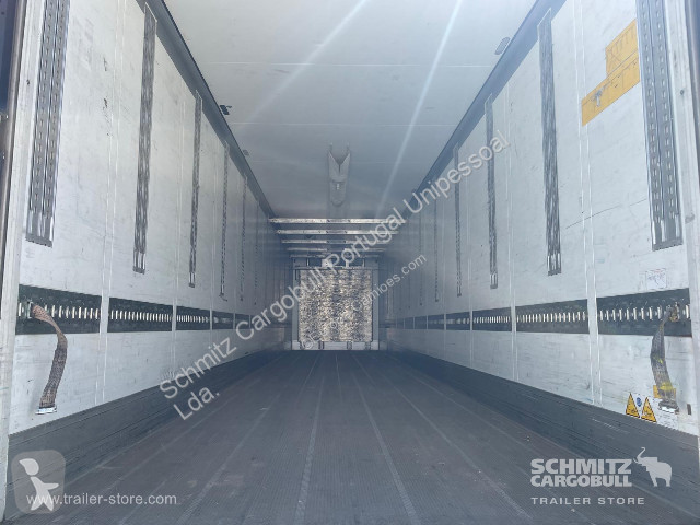 نصف مقطورة Schmitz Cargobull Semitrailer Reefer...