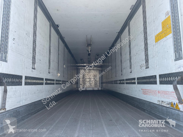 نصف مقطورة Schmitz Cargobull Semitrailer Reefer...