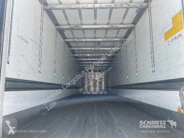 نصف مقطورة Schmitz Cargobull Semitrailer Reefer...