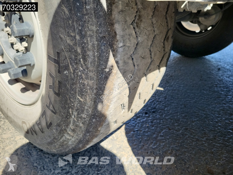 نصف مقطورة Schmitz Cargobull SCB*S3D Lift Axle...