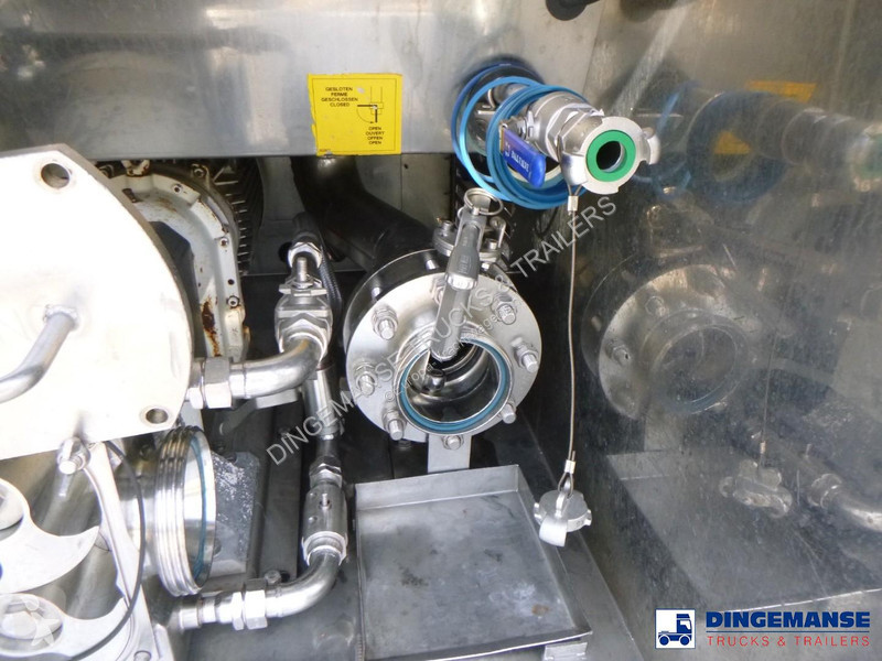 نصف مقطورة Van Hool Food tank inox 28 m3 / 1 comp