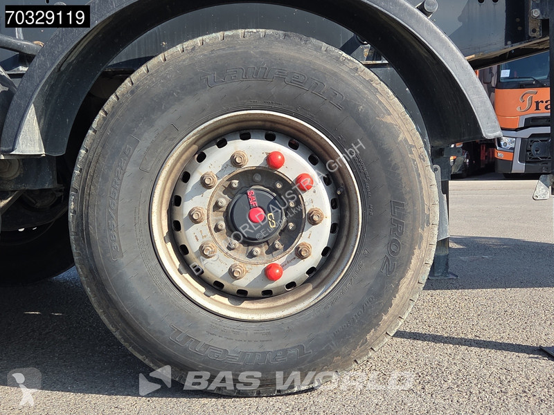 Полуприцеп Schwarzmüller SK 3 axles Lift Axle...