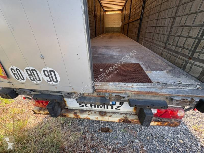 نصف مقطورة Schmitz Cargobull
