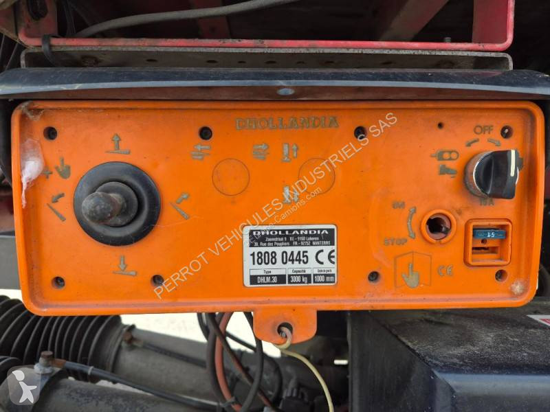 Oplegger Fruehauf BACHE + HAYON