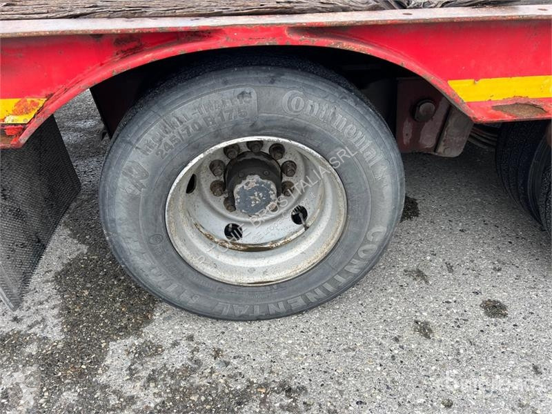 Návěs Bertoja SR 47 L Tri/A Step Deck Trailer