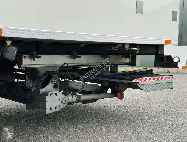 Semitrailer Heiwo N/A BLOEMEN VERKOOP KOELING...