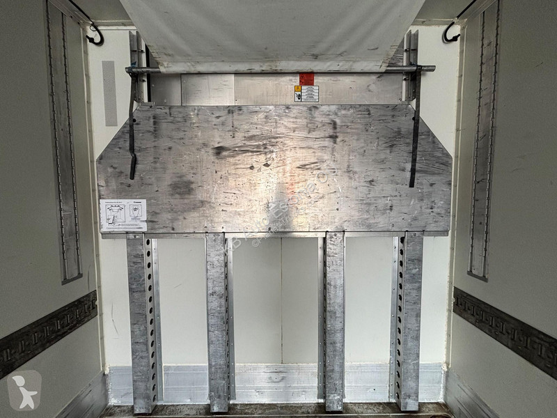 Krone 27 THERMOKING SLXe300 semi-trailer