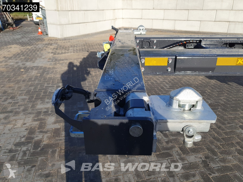 Kässbohrer XS 3 axles NEW Multi 45'ft Lift Axle...