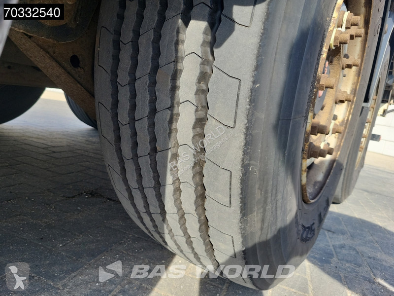 System Trailers TFSSL27 Ply 3 axles SAF...