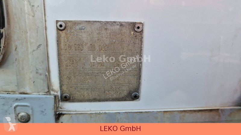 نصف مقطورة Fruehauf Frigo Semi 38T Vector...