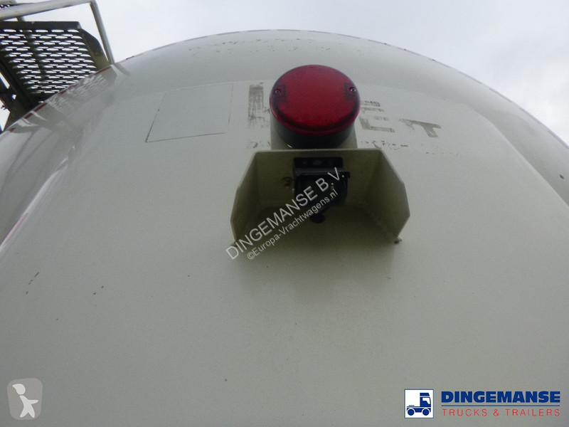 Semiremorca Feldbinder Powder tank alu 40 m3 /...
