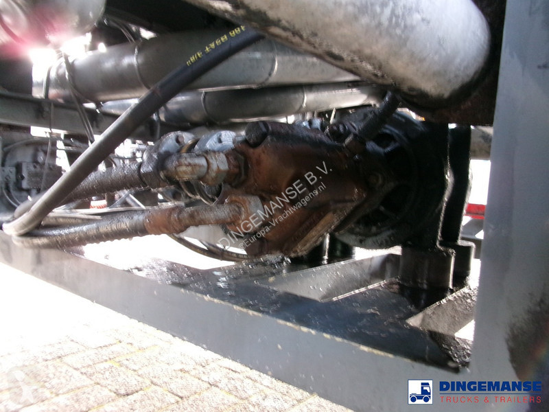 Semiremorca LAG Fuel tank alu 45.2 m3 / 6 comp...