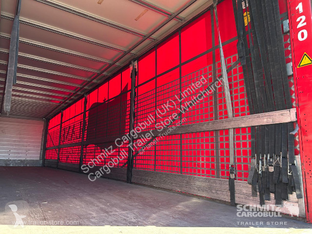 نصف مقطورة Schmitz Cargobull Curtainsider...