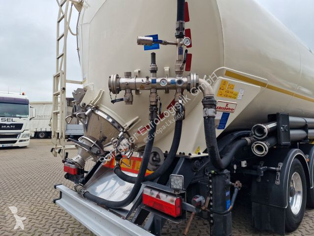 Semitrailer Kässbohrer XS SSK-60 / Kippsilo /...