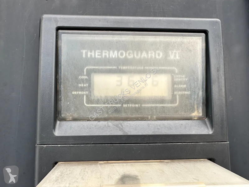 Semitrailer Jumbo City / Thermo King SL-100 /...
