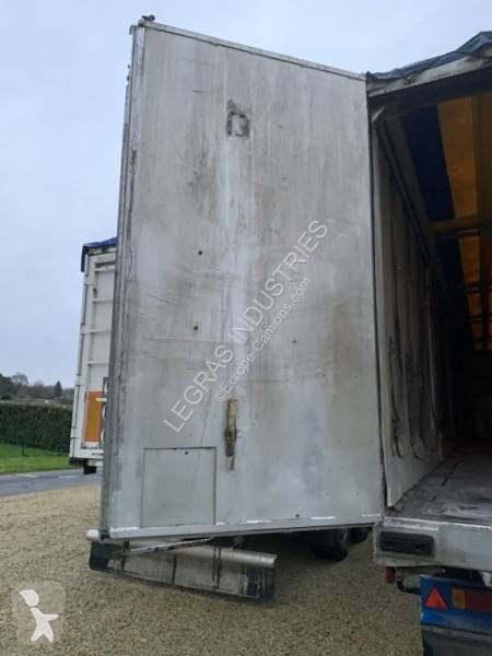 Semitrailer Benalu