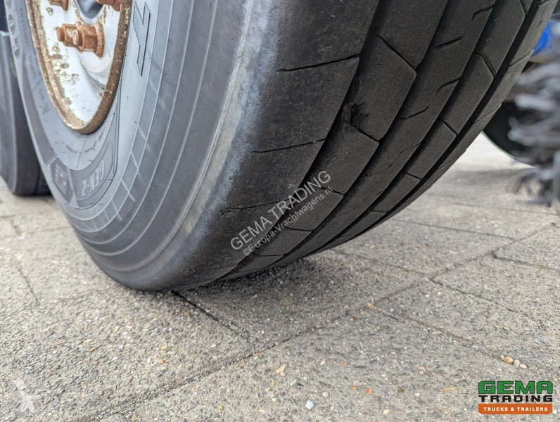 Semiremorca Broshuis MFCC 3-Axle SAF - Lift...