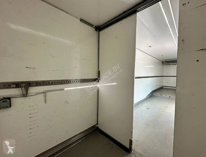 Oplegger Esve THEO MULDER ISOLATED BOX SIDE...