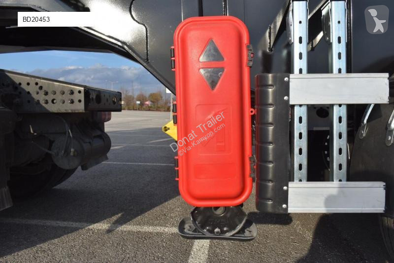 Semiremorca Donat U-Type (half-pipe) Hardox Tipper