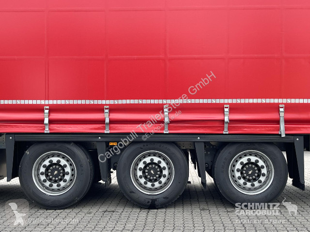 Semirimorchio Schmitz Cargobull Curtainsider Mega