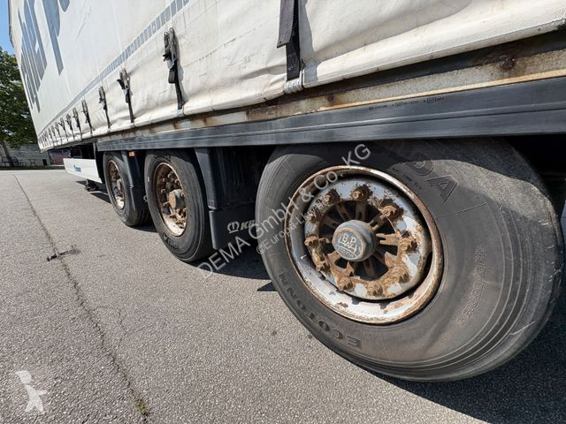 Semitrailer Krone...