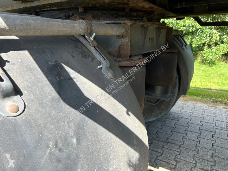 Oplegger Floor | 3 AXLE | STEERING | CENTRAL...