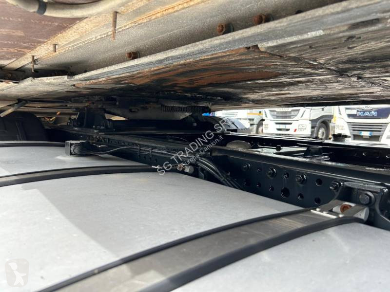 Semitrailer Schmitz Cargobull Centinato ribassato