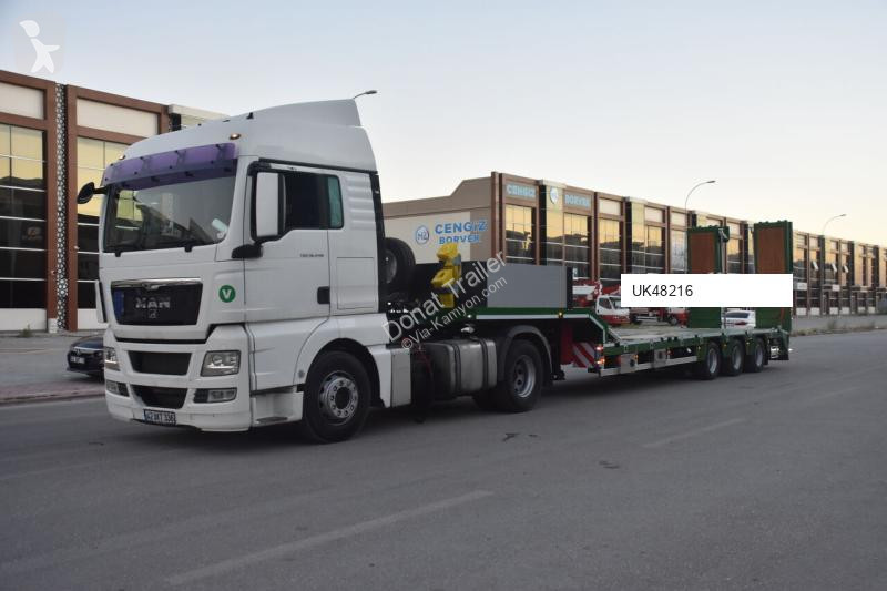 Трал Donat 3 axle lowbed extendable - SAF -...