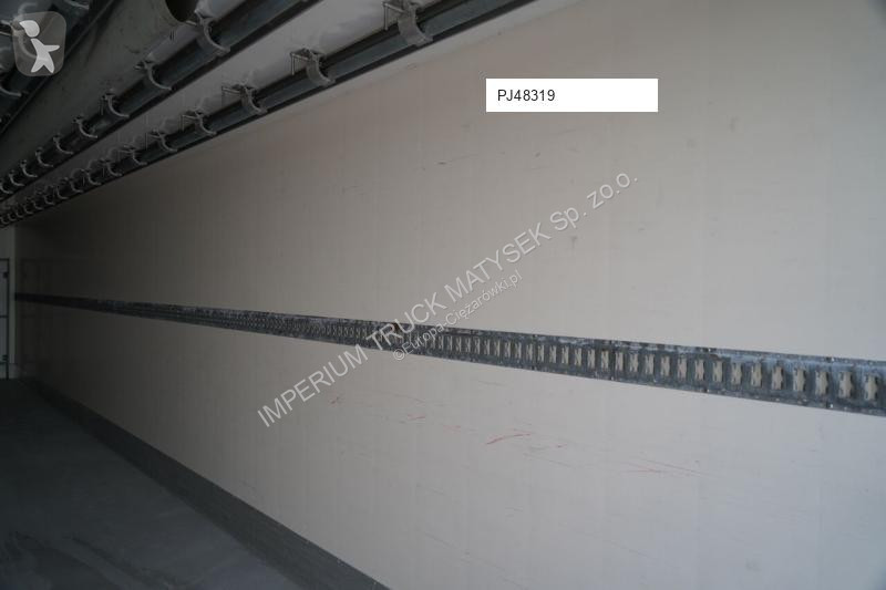 نصف مقطورة Chereau