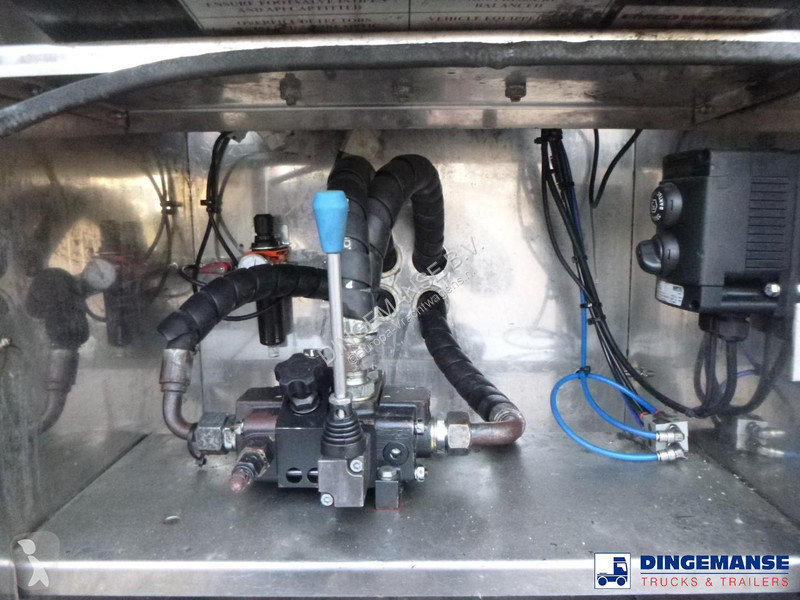 نصف مقطورة LAG Fuel tank alu 44.4 m3 / 6 comp +...