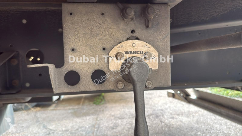 نصف مقطورة Kässbohrer RI-CS