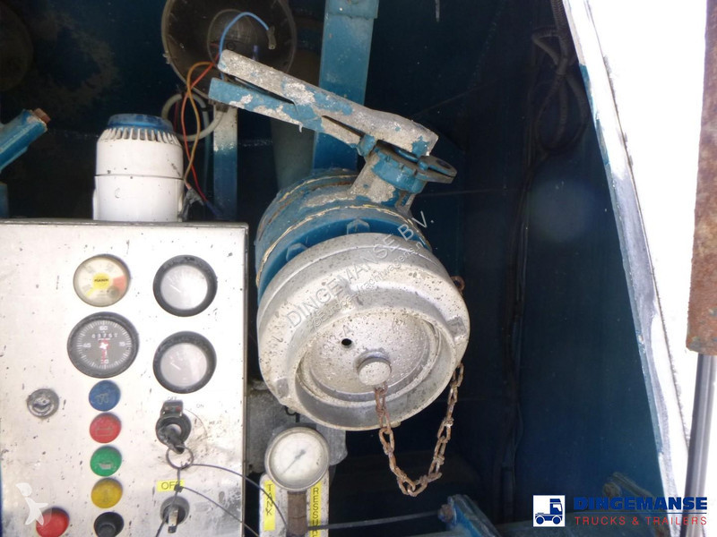Semi remorque Feldbinder Powder tank alu 40 m3...