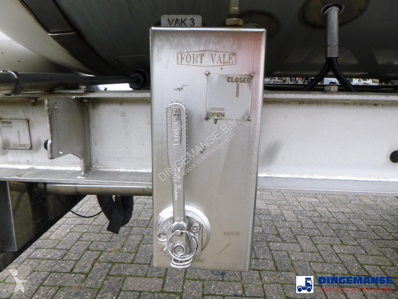نصف مقطورة Van Hool Food tank inox 62 m3 / 3 comp