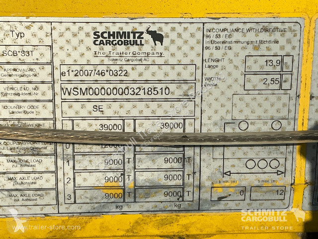نصف مقطورة Schmitz Cargobull Curtainsider Mega