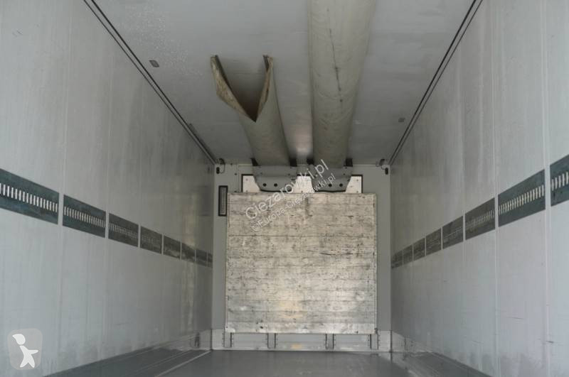 Полуремарке Schmitz Cargobull refrigerator...