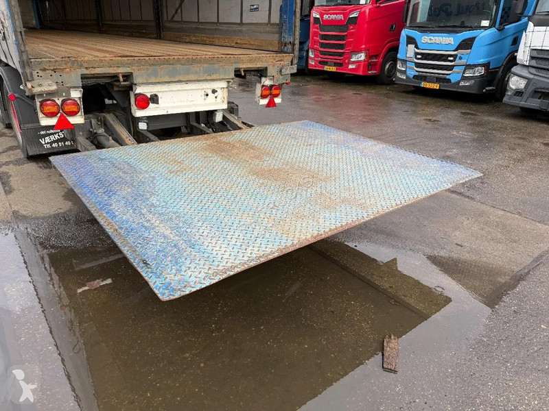نصف مقطورة Krone 2 AXLE MET STUURAS &...