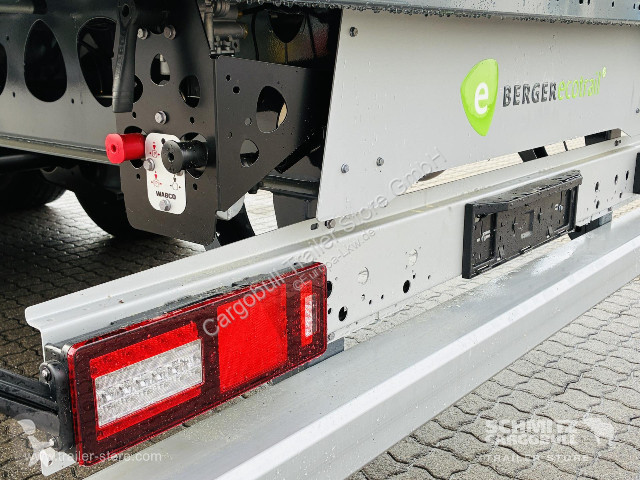 نصف مقطورة Berger Curtainsider Standard Getränke